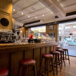 DISEÑO-Y-DECORACION-RESTAURANTE-TXAPELA-DETALLE-BARRA-03