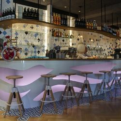 Trabajamos los materiales en forma específica para cada obra. 