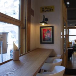 Diseño y decoracion Bar OLA! TAPAS detalle barra ventana