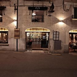 Vista de la fachada.