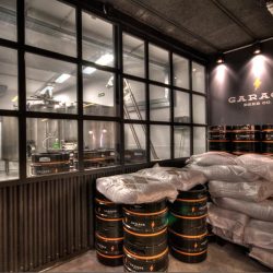 FACRICA-04.jpgDiseño-y-decoracion-fabrica-cerveza-Garage-