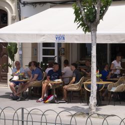Fachada bar vista corona Sitges