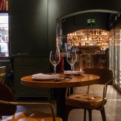 Restaurante Bornés salón comedor
